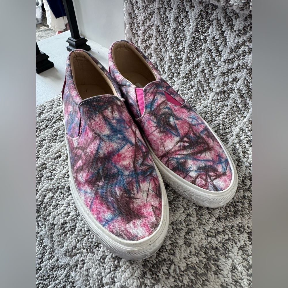 Vintage Havana Pink Blue Tie-Dye Slip-On Sneakers